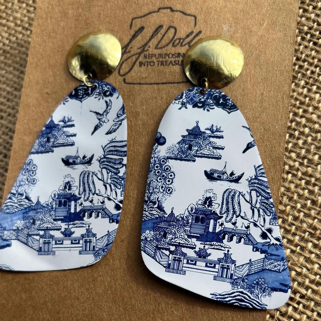 Blue Willow Vintage Tin Earrings