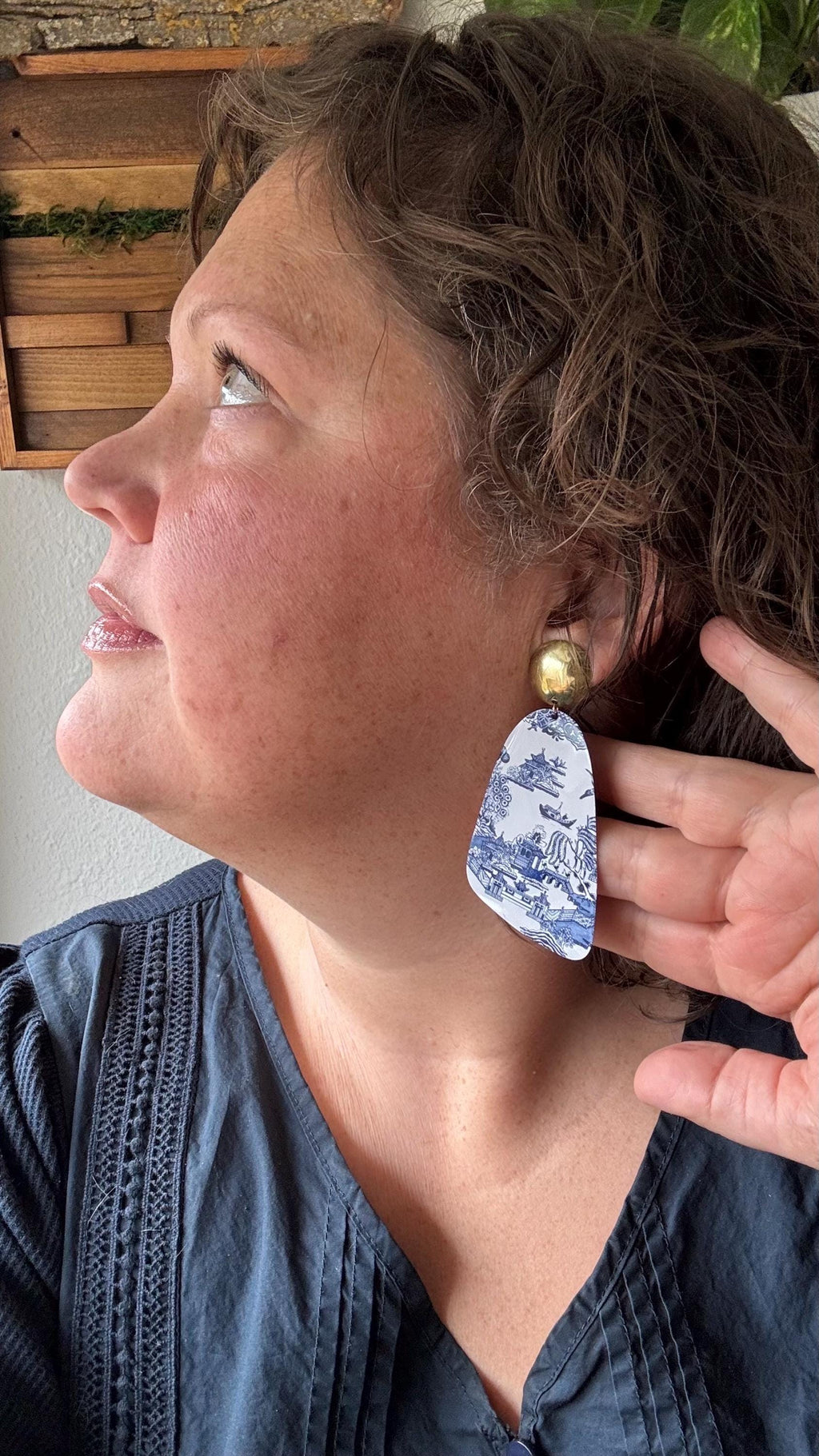 Blue Willow Vintage Tin Earrings