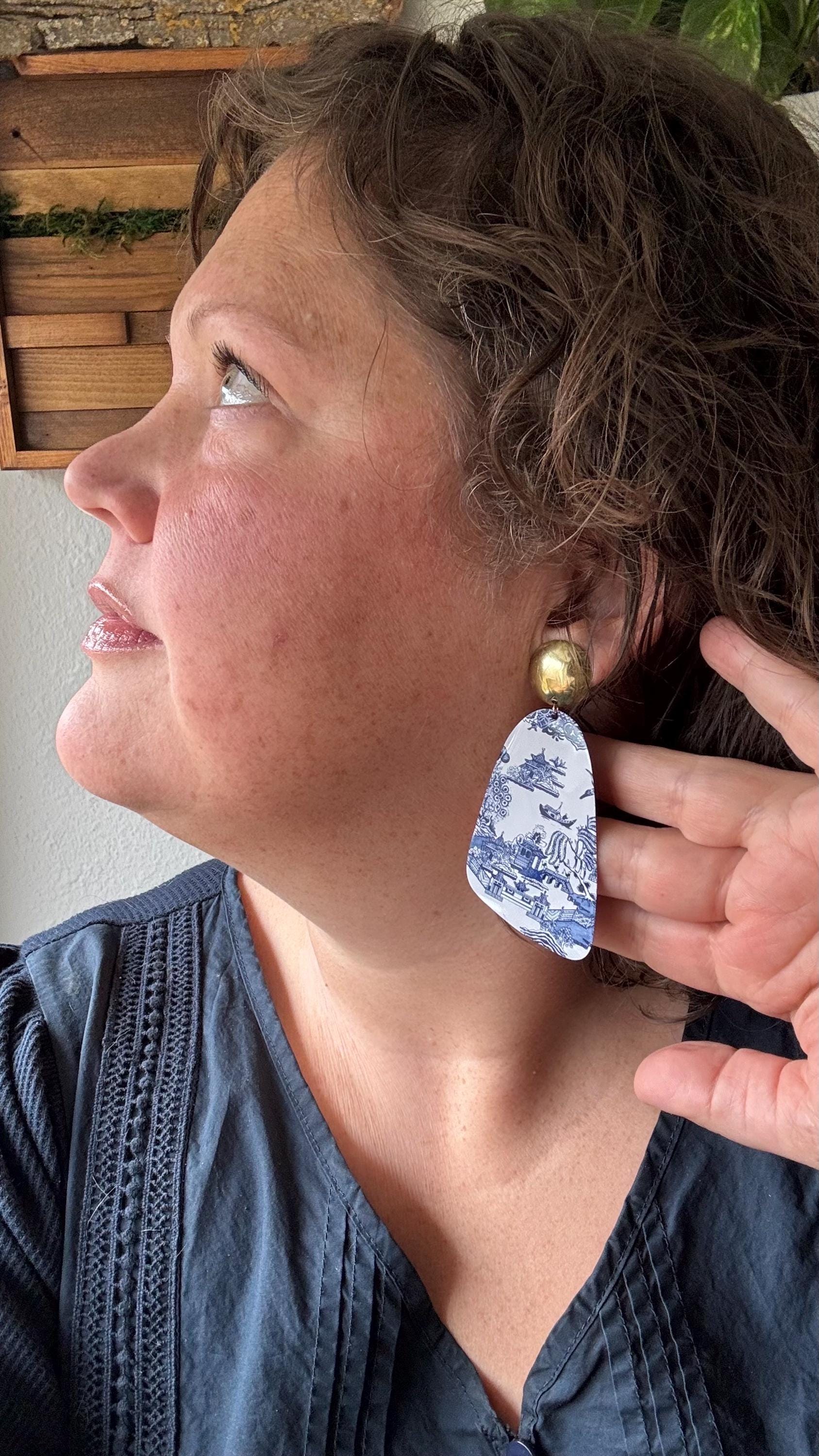 Blue Willow Vintage Tin Earrings